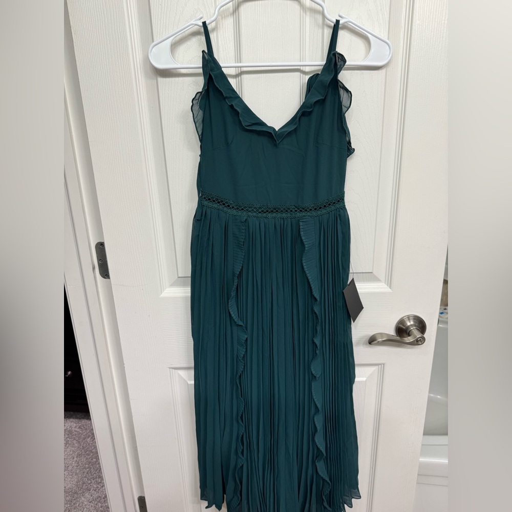 Lulus Never a Dull Moment Emerald Green Tie-Strap Pleated Midi Dress XXS - Picture 3 of 11